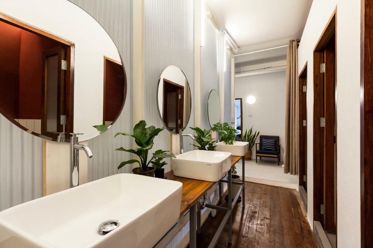 Bed and Breakfast The Localist Chiangmai (Adults Only) Chiang Mai Esterno foto